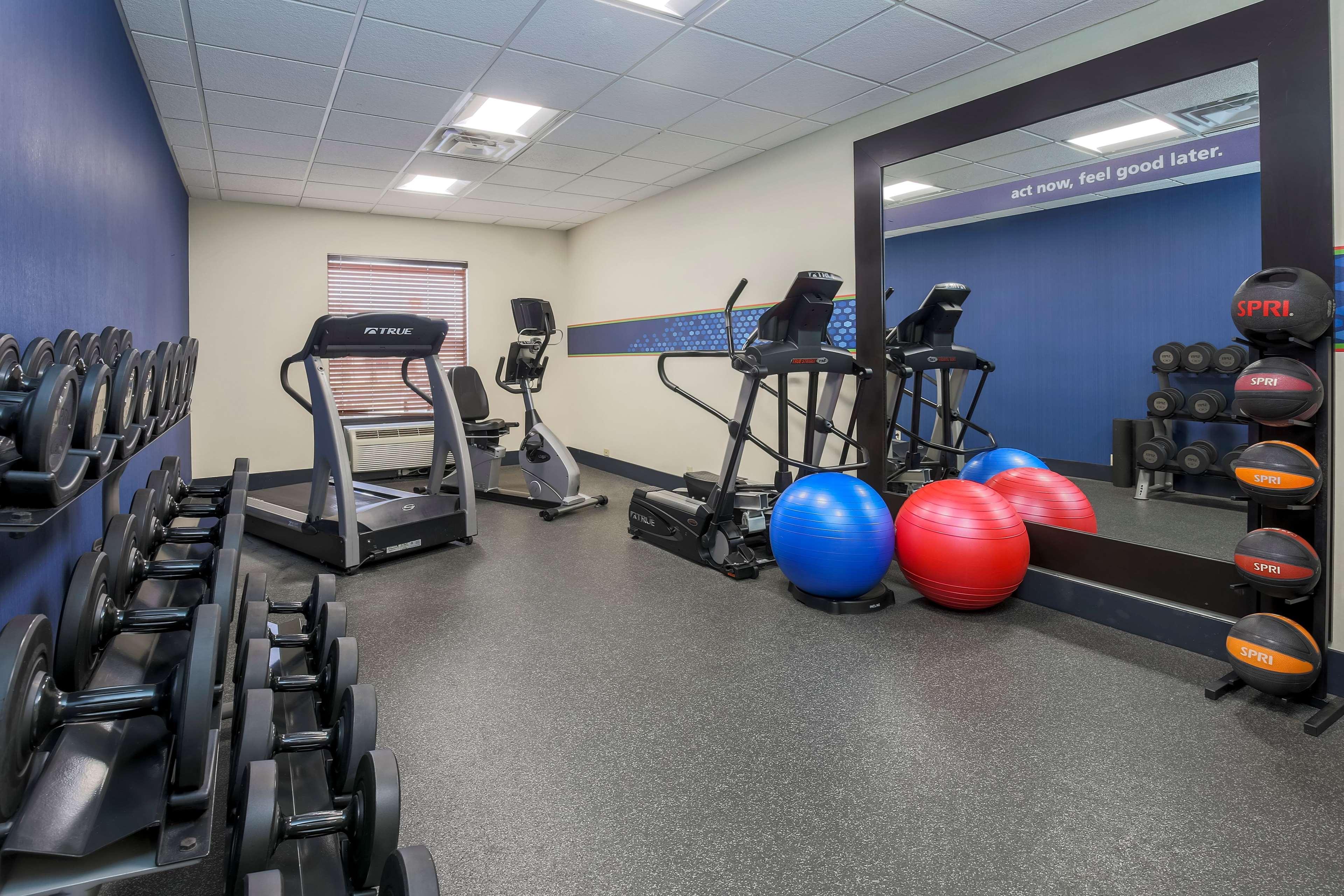 Hampton Inn&Suites West Haven Extérieur photo